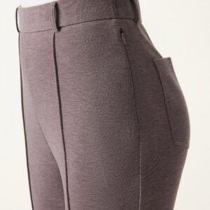 Alternative view of Doppelseitige, bequeme High-Rise-Schlupfhose mit Abnähern und Taschen